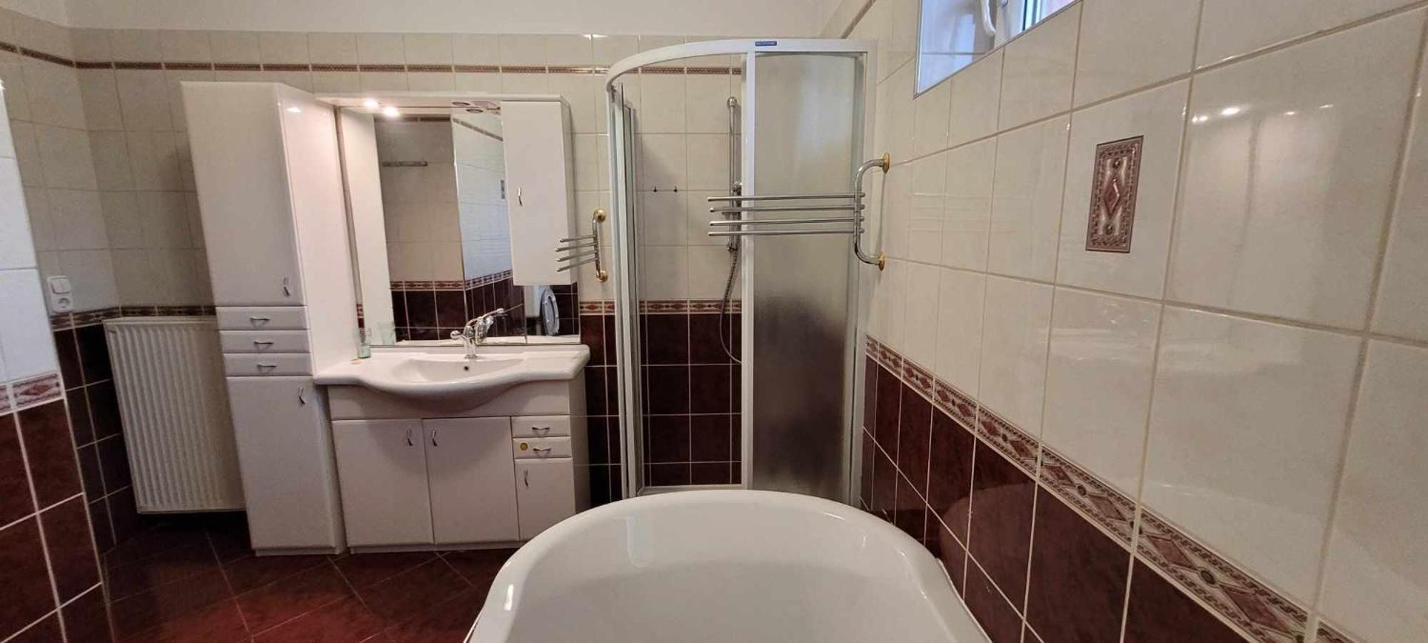 Aranypatkó Fogadó-Étterem Győrújbarát Esterno foto